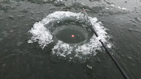 Рыбалка в начале зимы
