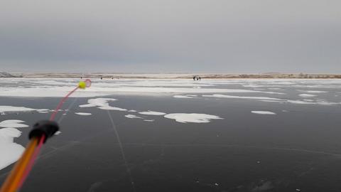 Что надо знать о работе балансиров и безмотылок при ловле зимою со льда